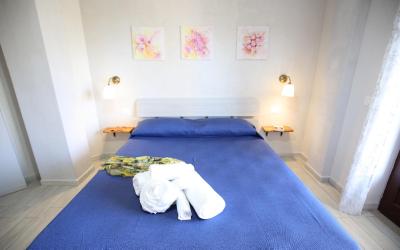 Camera Matrimoniale Deluxe con Balcone e Vista Mare