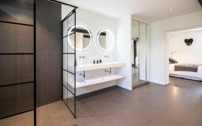 Suite - Vue sur Piscine 