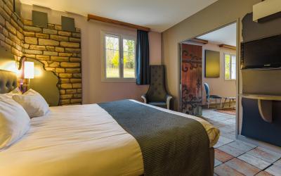 Suite Knight  Suite Knight