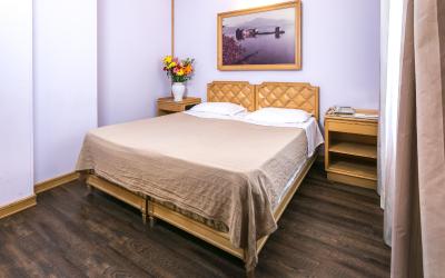 Camera Standard Matrimoniale/Doppia con Letti Singoli