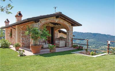 Casa Vacanze con 3 Camere da Letto Casa Vacanze con 3 Camere da Letto