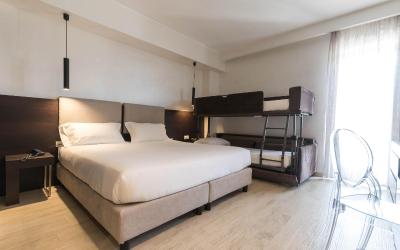 Camera Familiare con Letto a Castello