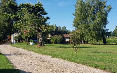 Chambre Familiale avec Cuisine d'u00c9tu00e9 - Vue sur Jardin