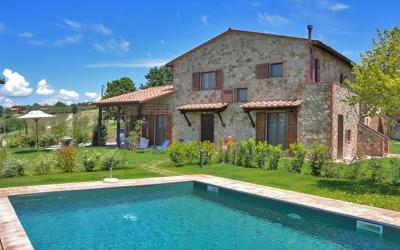 Villa con 4 Camere da Letto (10 Adulti)