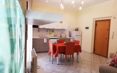 Appartamento con 3 Camere da Letto