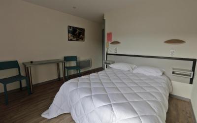 Chambre Double u2013 Vue sur Cour Chambre Double u2013 Vue sur Cour