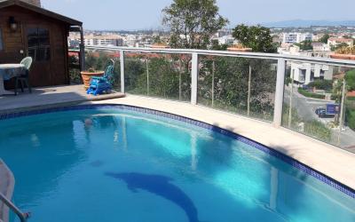 Appartement - Vue sur Piscine 