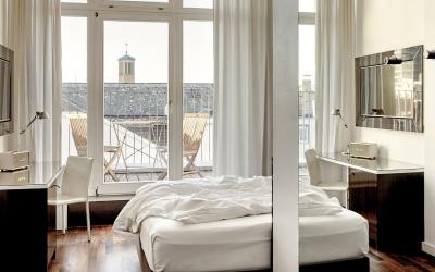 Einzelzimmer mit Balkon