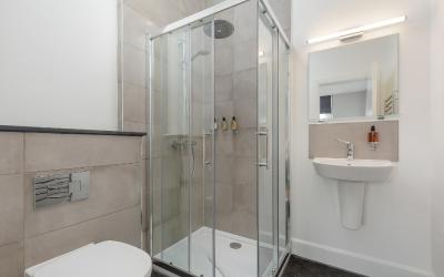 Superior Studio Apartment + Castle View