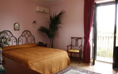 Camera Matrimoniale/Doppia con Letti Singoli