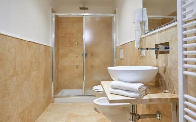 Camera Familiare (2 Adulti + 2 Bambini)