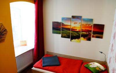 Etagenbett im gemischten Schlafsaal