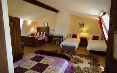 Chambre Familiale avec Salle de Bains Privative