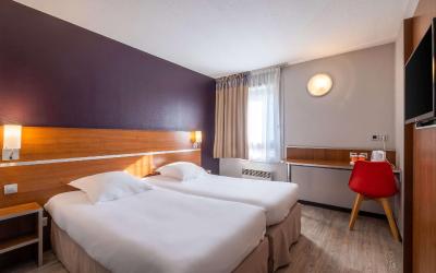 Chambre Lits Jumeaux - Non-Fumeurs Chambre Lits Jumeaux - Non-Fumeurs