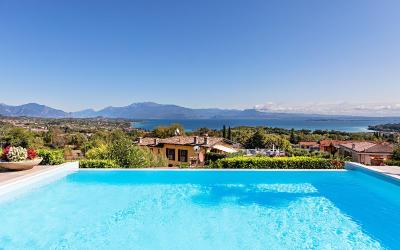 Villa con Piscina Privata 