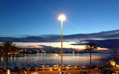 Camera Matrimoniale con Balcone e Vista Mare