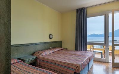 Camera Matrimoniale con Vista Lago