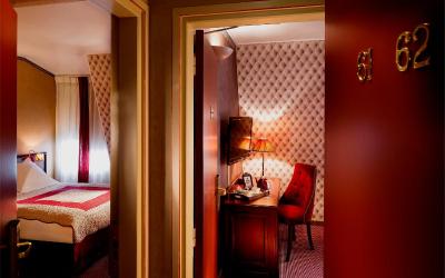 2 Chambres Doubles Communicantes 2 Chambres Doubles Communicantes