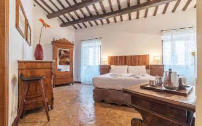 Appartamento con 3 Camere da Letto Appartamento con 3 Camere da Letto