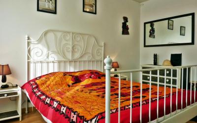 Chambre Double avec Toilettes Communes Chambre Double avec Toilettes Communes