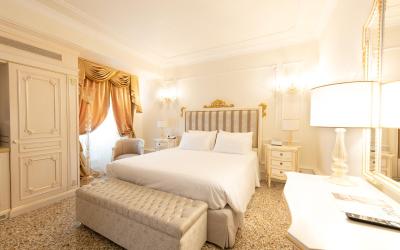 Camera Matrimoniale Superior