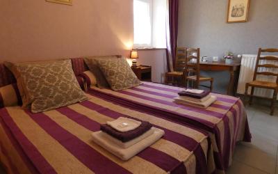 Chambre Lits Jumeaux pour Personnes u00e0 Mobilitu00e9 Ru00e9duite