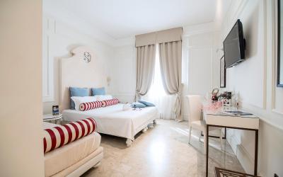 Camera Deluxe Matrimoniale/Doppia con Letti Singoli