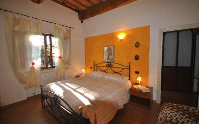 Appartamento con 3 Camere da Letto e Vista Giardino 