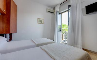 Camera Matrimoniale/Doppia con Letti Singoli