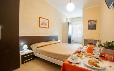 Ampia Camera Matrimoniale/Doppia con Letti Singoli