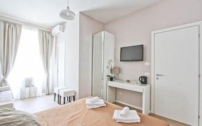 Camera Quadrupla Classic