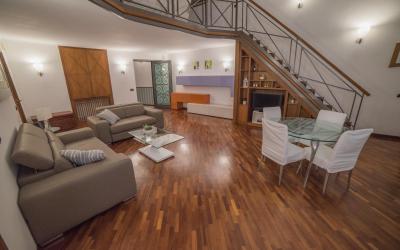 Appartamento con 3 Camere da Letto