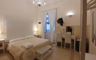 Camera Matrimoniale/Doppia con Letti Singoli con Balcone 