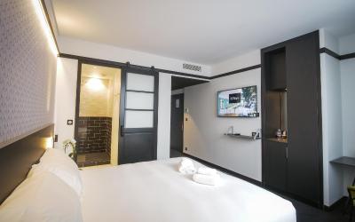 Chambre Double Supu00e9rieure avec Lit King-Size Chambre Double Supu00e9rieure avec Lit King-Size