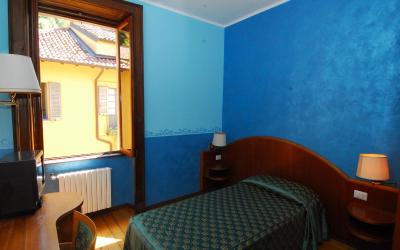 Camera Singola con Bagno in Comune