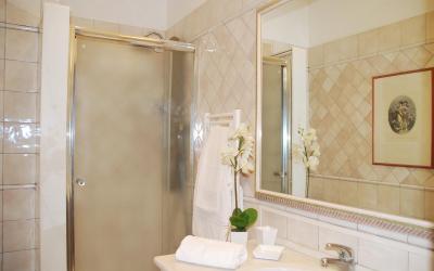 Camera Matrimoniale/Doppia con Letti Singoli