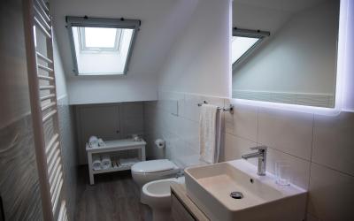 Camera Standard Matrimoniale/Doppia con Letti Singoli