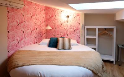 Chambre Double u00c9conomique Mansardu00e9eu00a0& Lit Rond