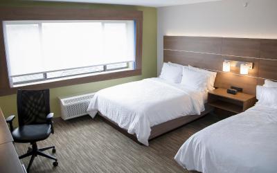 Standard Queen Room with Two Queen Beds