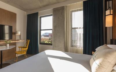Premium King Room