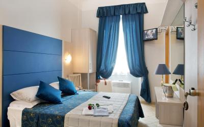 Camera Matrimoniale/Doppia con Letti Singoli