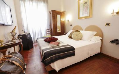 Camera Matrimoniale/Doppia con Letti Singoli