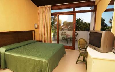 Camera Familiare con Balcone