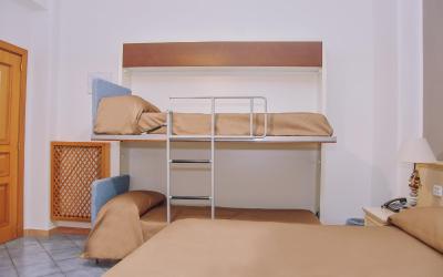 Camera Quadrupla con Bagno Privato 