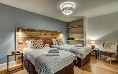 Chambre Double ou Lits Jumeaux avec Salle de Bains Commune Chambre Double ou Lits Jumeaux avec Salle de Bains Commune