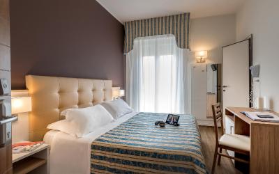 Camera Economy Matrimoniale/Doppia con Letti Singoli