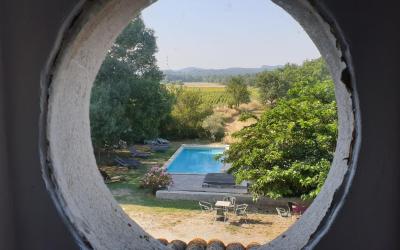 Chambre Lit King-Size - Vue sur Piscine 