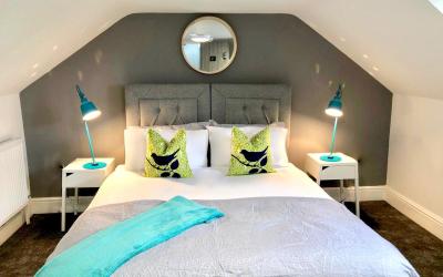Twin Room with Shared Bathroom