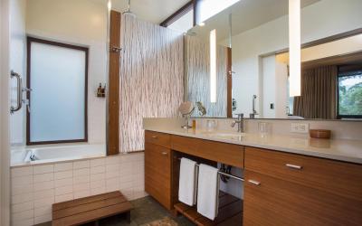 Contemporary Double Queen Room