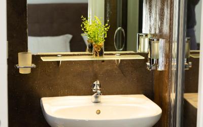 Camera Tripla Standard